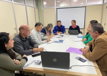 FIRMA DE CONVENIO ENTRE LA MUNICIPALIDAD DE CONCORDIA Y FUNDEFI PARA IMPULSAR EL DESARROLLO PRODUCTIVO LOCAL
