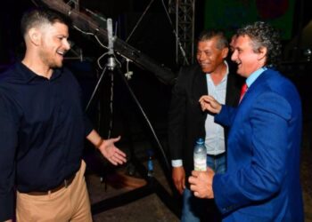 Ricardo Bravo: “En estos tiempos difíciles que las demandas de los Municipios lleguen al Congreso es muy valioso y Damián Arévalo es el indicado para eso”