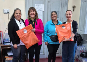 El CGE entregó kits de instrumentos musicales y materiales de artes visuales