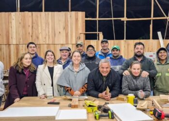 CACPACITACIONES DE SALIDA LABORAL EN LOS CHARRÚAS