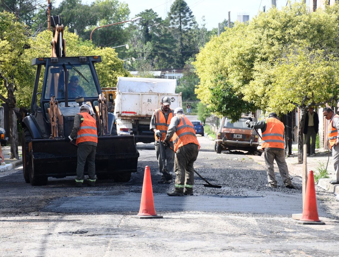 PROGRAMA DE ARREGLO Y BACHEO DE CALLES