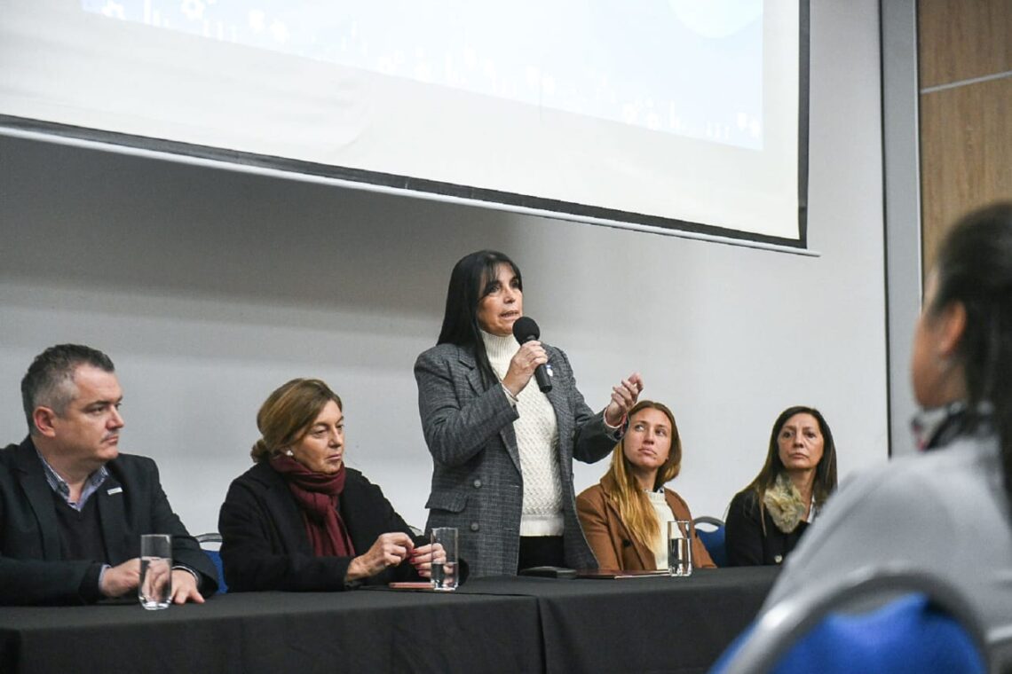 Se lanzó una capacitación docente sobre emprendedurismo para docentes de educación técnica