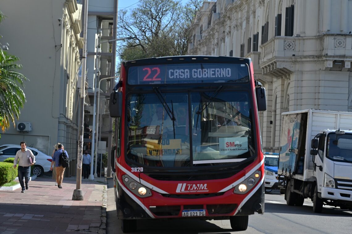 La provincia avanza en la implementación del boleto docente en municipios con servicio urbano de transporte