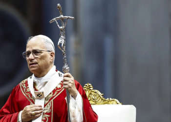 «El fin de la barbarie»: el pedido del Papa que pone al Vaticano en el ojo de la tormenta