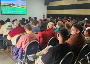 La provincia capacitó a 80 operarios de máquinas pulverizadoras agrícolas