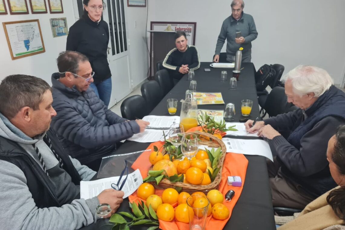 Junto al sector productivo, la provincia redobla esfuerzos para combatir enfermedades del citrus