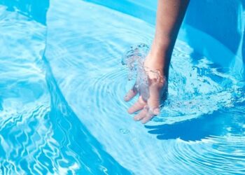 CAPACITACIÓN SOBRE CUIDADO, MANTENIMIENTO Y MARKETING DE SERVICIOS PARA PISCINAS