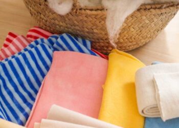 TALLER DE MANUALIDADES DESTINADO A LA TERCERA EDAD