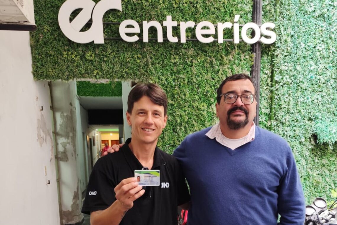 Se entregó la primera credencial oficial a un guía de pesca