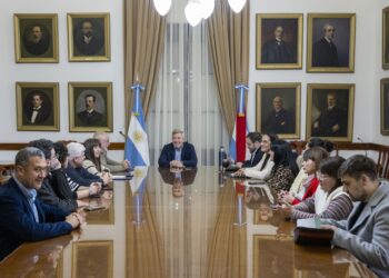 El gobernador se reunió con UPCN para avanzar en una agenda común con el sector público