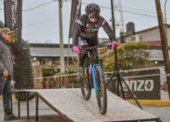 Concordiense se consagró Subcampeona Argentina en una Cronoescalada bajo nieve y frío extremo