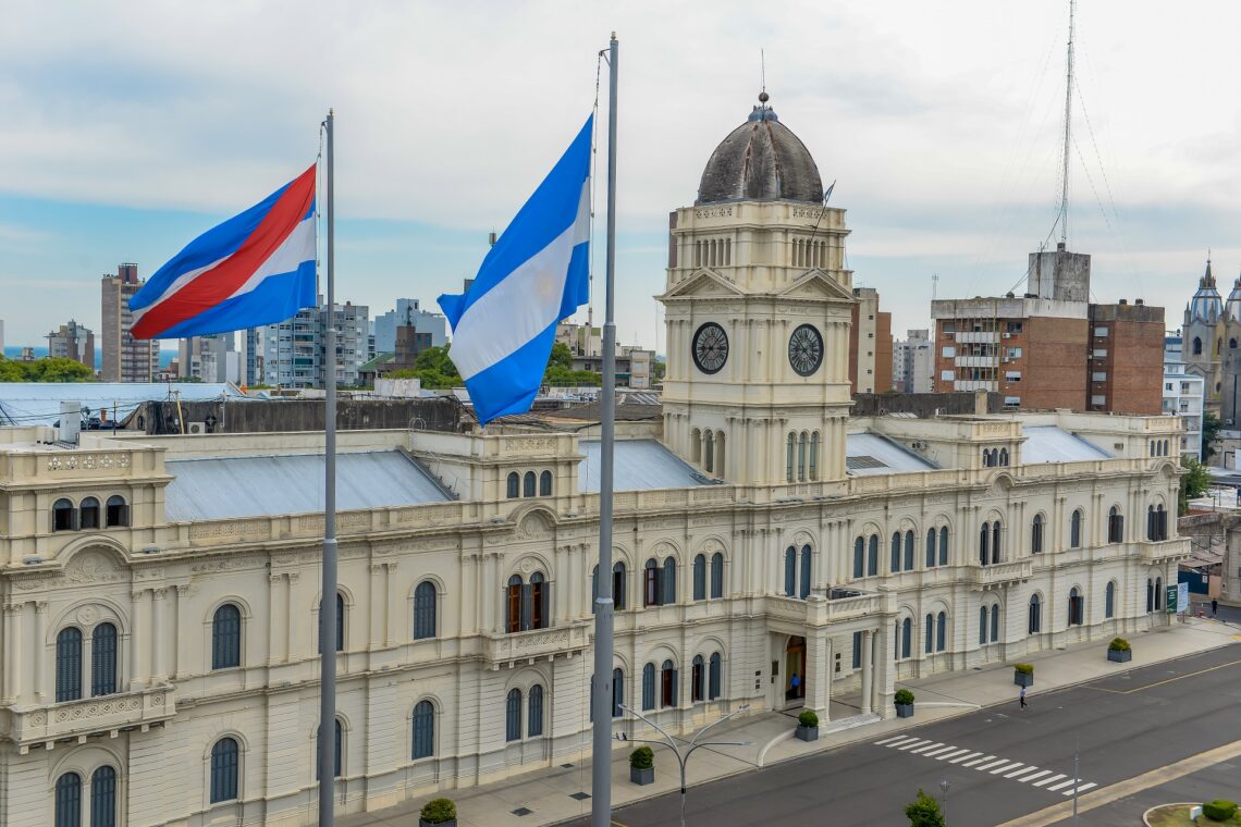 El gobierno convocó a paritaria a los gremios estatales para este viernes