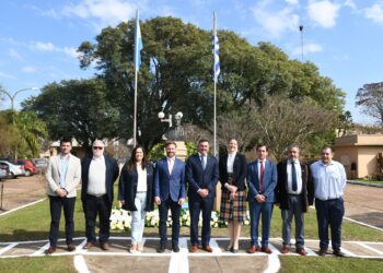 AZCUÉ PARTICIPÓ DEL ACTO POR LOS 200 AÑOS DE LA DECLARATORIA DE INDEPENDENCIA DE LA REPÚBLICA ORIENTAL DEL URUGUAY