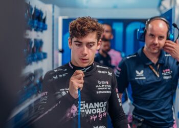 Franco Colapinto se accidentó durante una jornada de prueba de neumáticos con Alpine