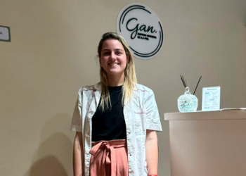 Sofía Gan: “Basta de la corrupción de siempre, necesitamos de una política de manos limpias y uñas cortas que piense en la gente y no en llenarse los bolsillos”