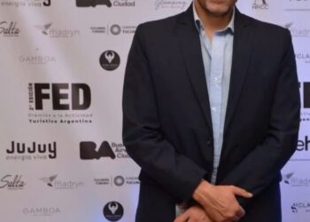 SCHVARTZMAN DEJA LA SUBSECRETARÍA DE TURISMO Y CONTINUARÁ AL FRENTE DEL EMCONTUR