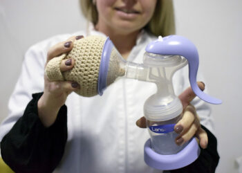 Promueven la extracción de leche materna como estrategia para sostener la lactancia