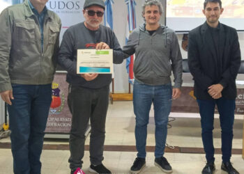 El Intendente Bravo participó del Cierre del Taller de Alfabetización Digital para Adultos Mayores