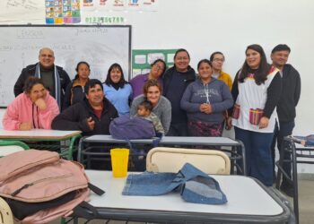 Departamental de Escuela de recorrió distintos centros comunitarios