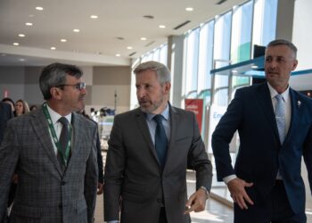 Frigerio anunció nueva Ley de Gestión Ambiental y una Agencia de Promoción de Inversiones en la 21ª Jornada de la Industria