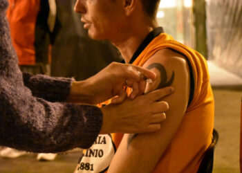 JORNADA DE VACUNACIÓN EN EL HOGAR DE TRÁNSITO MUNICIPAL: UNA ACCIÓN CLAVE PARA AMPLIAR LA COBERTURA INMUNITARIA