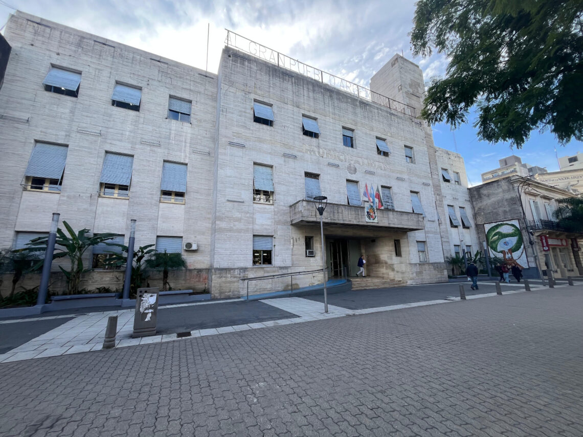 AZCUÉ DISPUSO LA SEPARACIÓN INMEDIATA DE UN FUNCIONARIO MUNICIPAL TRAS SER DETENIDO EN UN PROCEDIMIENTO JUDICIAL