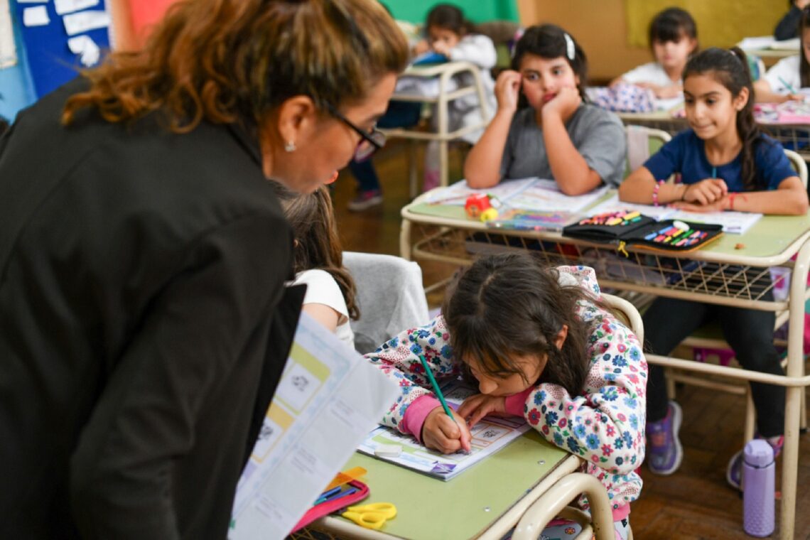 Entre Ríos recibe fondos para 303 escuelas en el marco del programa Escuelas Alfa en Red