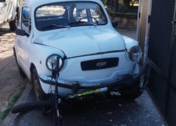SINIESTRO VIAL: Choque entre auto y bicicleta en calle Rawson