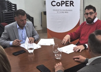 La Policía de Entre Ríos firmó un convenio con el Colegio de Psicólogos de Entre Ríos