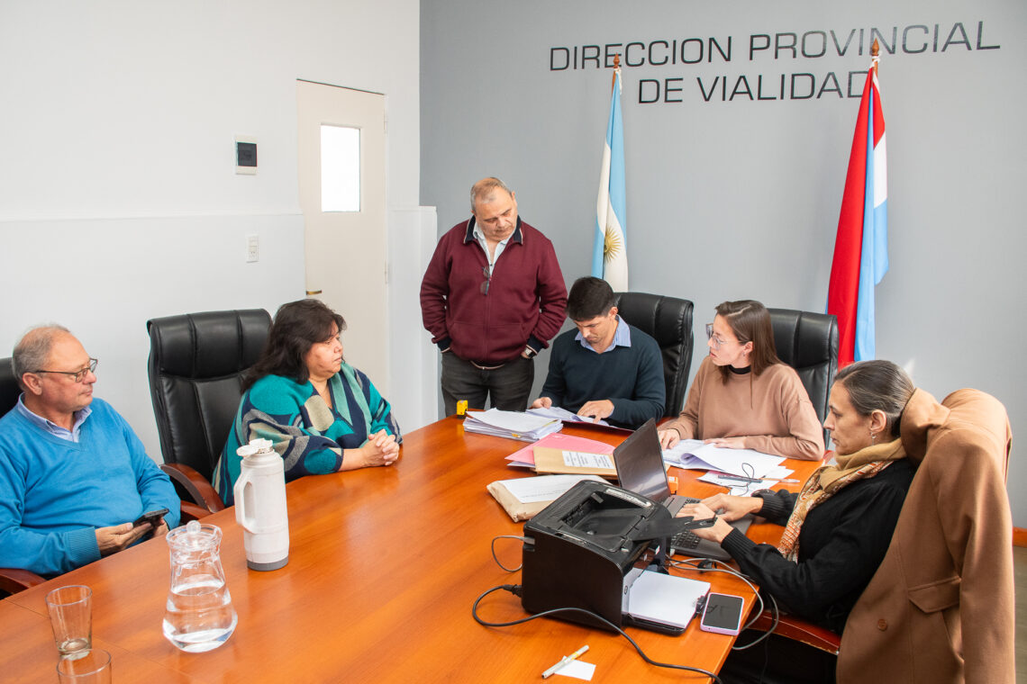 Dos ofertas para la construcción de calzadas sumergibles en el departamento Federal