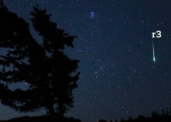 LLEGA EL CIELO DE OCTUBRE: SUPERLUNA Y RESTOS DEL COMETA HALLEY