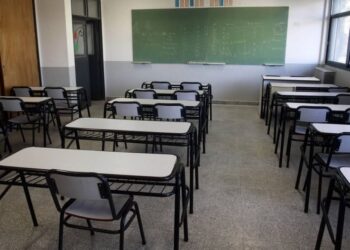 DOS GREMIOS DOCENTES ENTRERRIANOS LLEVAN ADELANTE MEDIDAS DE FUERZA ESTE MARTES.