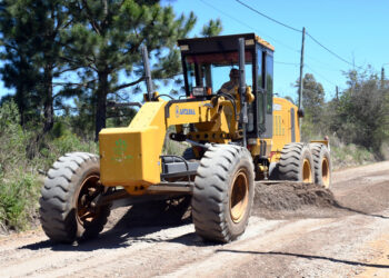ARREGLO DE CALLES: TRABAJO CONJUNTO ENTRE LA MUNICIPALIDAD Y VECINOS