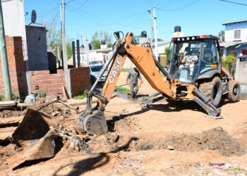 LA MUNICIPALIDAD REALIZA MEJORAS ESTRUCTURALES EN EL BARRIO NUEVA ESPERANZA