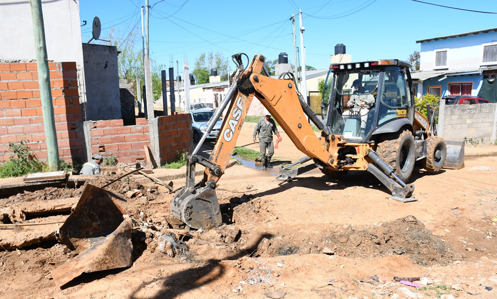 LA MUNICIPALIDAD REALIZA MEJORAS ESTRUCTURALES EN EL BARRIO NUEVA ESPERANZA