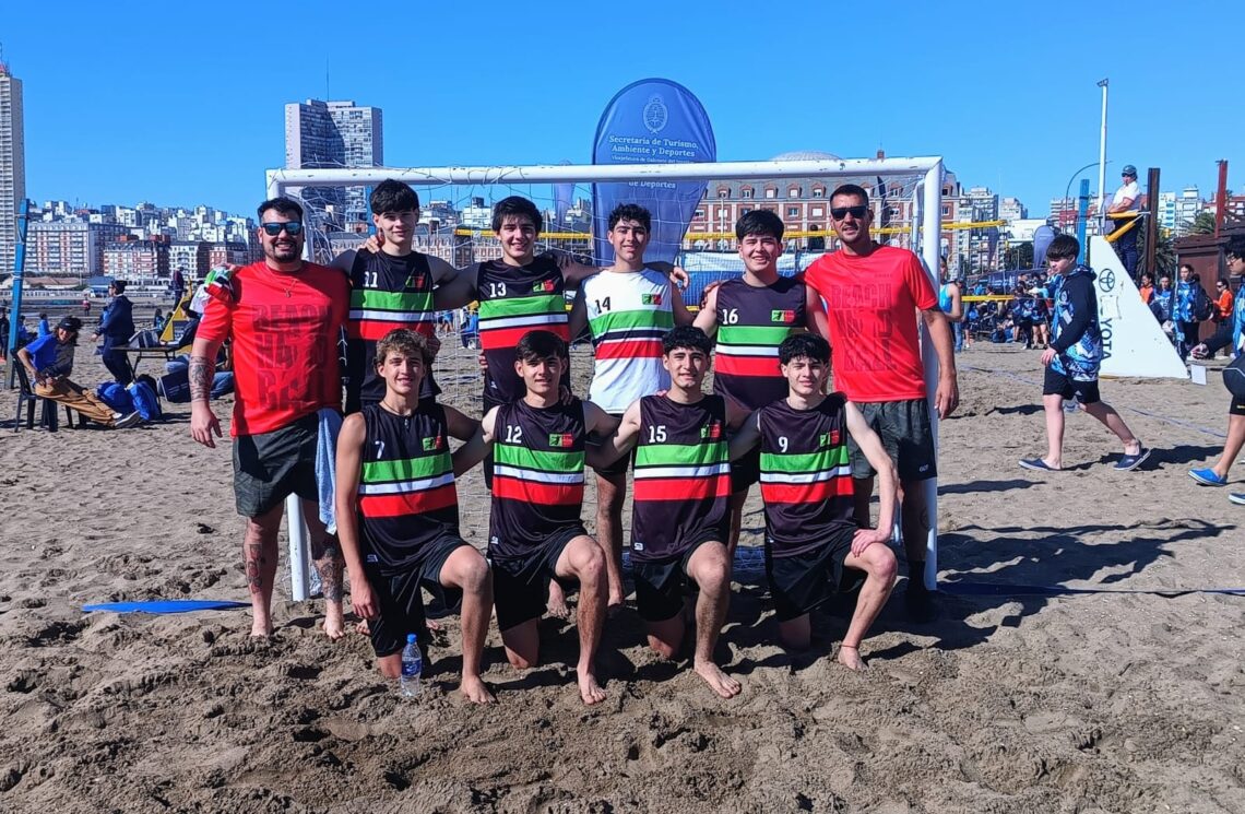 Un triunfo y un traspié para la delegación entrerriana de beach handball