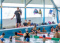 Docentes participaron de una clínica de natación dictada por José Meolans en La Paz