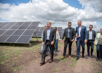 Entre Ríos profundiza su política de desarrollo sustentable con la inauguración de otro parque solar