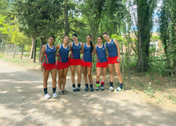 JUGADORAS DEL CLUB SALTO GRANDE REPRESENTAN A LA ASOCIACIÓN DE HOCKEY EN EL CAMPEONATO ARGENTINO