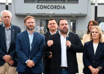 Troncoso pidió a los jueces laborales «fallos responsables» y «cuidar al que invierte y produce»