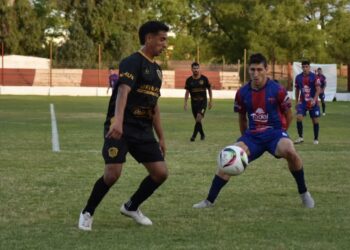 Torneo Regional: Empate en el Parque Mitre sin abrir el marcador