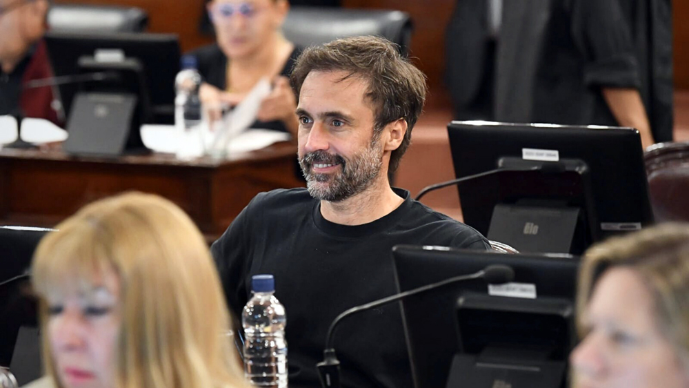 Juan Rossi pide al Gobierno nacional aumentar los controles para evitar que la sobrecarga siga destruyendo las rutas entrerrianas