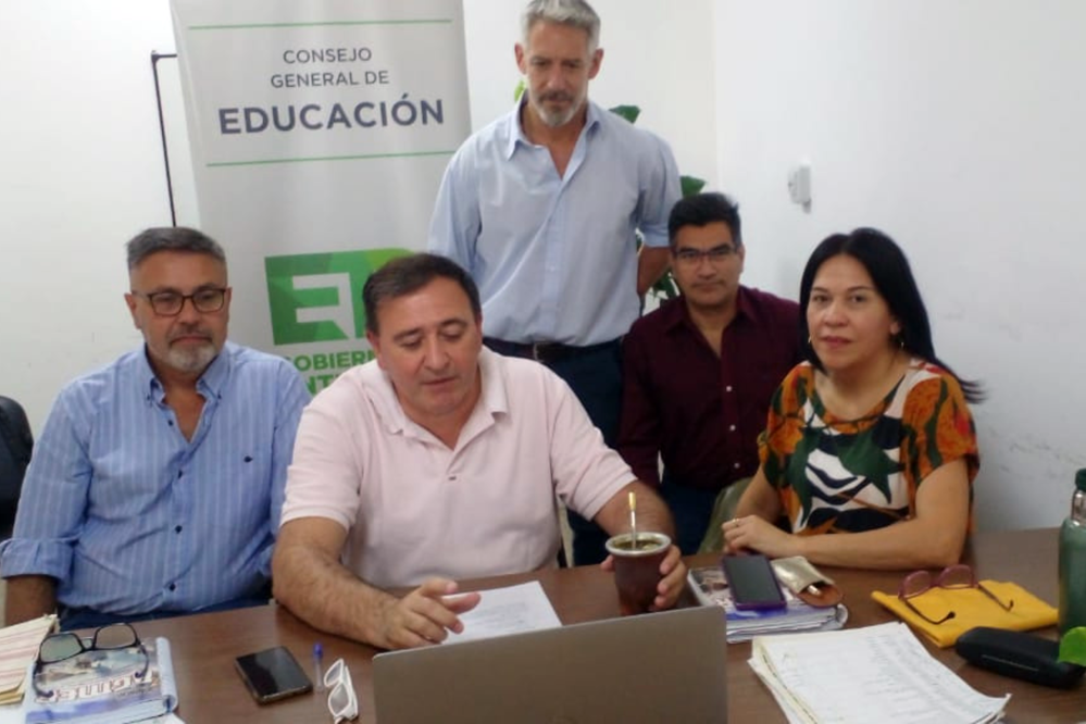 Docentes se capacitaron en normativa de concursos del Nivel Superior