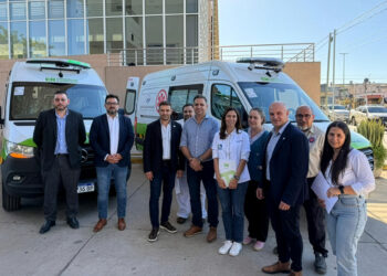 Cinco nuevas ambulancias fueron entregadas a hospitales entrerrianos