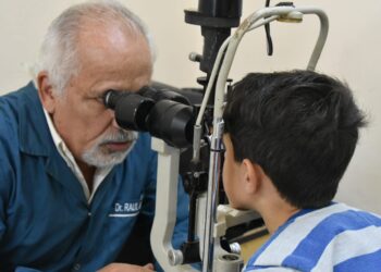 EL CENTRO DE SALUD DEL BARRIO NEBEL CUENTA CON CONSULTORIO OFTALMOLÓGICO
