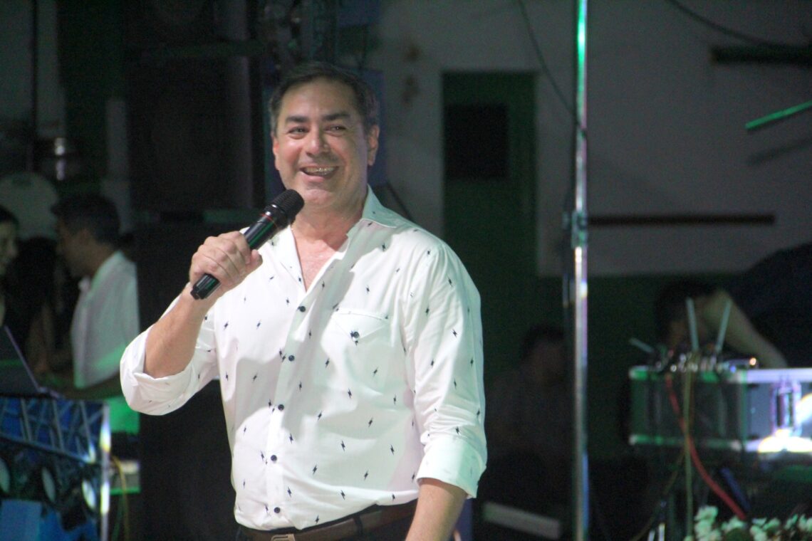 Fuertes declaraciones de Eduardo Cristina en la presentación de figuras de Comparsa Emperatriz