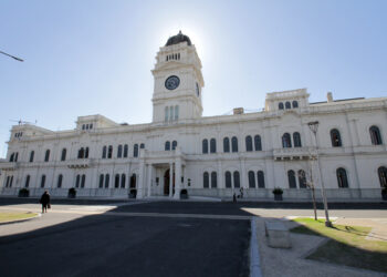 El lunes comienza el cronograma de pagos para la administración pública provincial