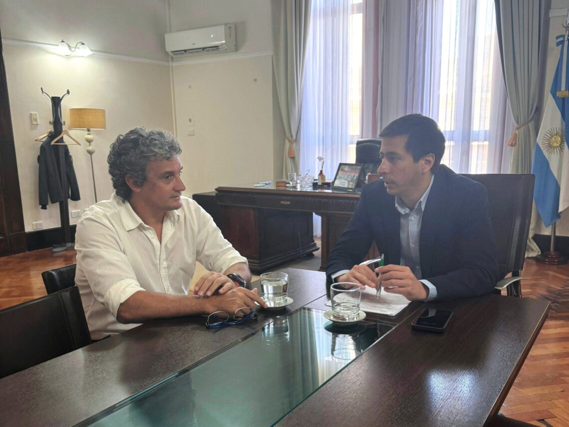 El Intendente Bravo realizó gestiones importantes ante el Secretario General de la Gobernación Mauricio Colello