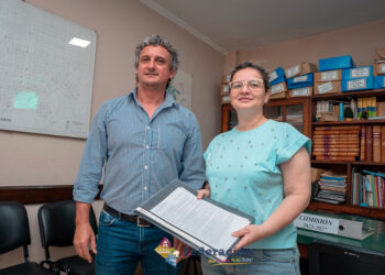 El Intendente Bravo entregó a la Presidenta del Concejo Deliberante Silvana Monzón el Presupuesto 2026