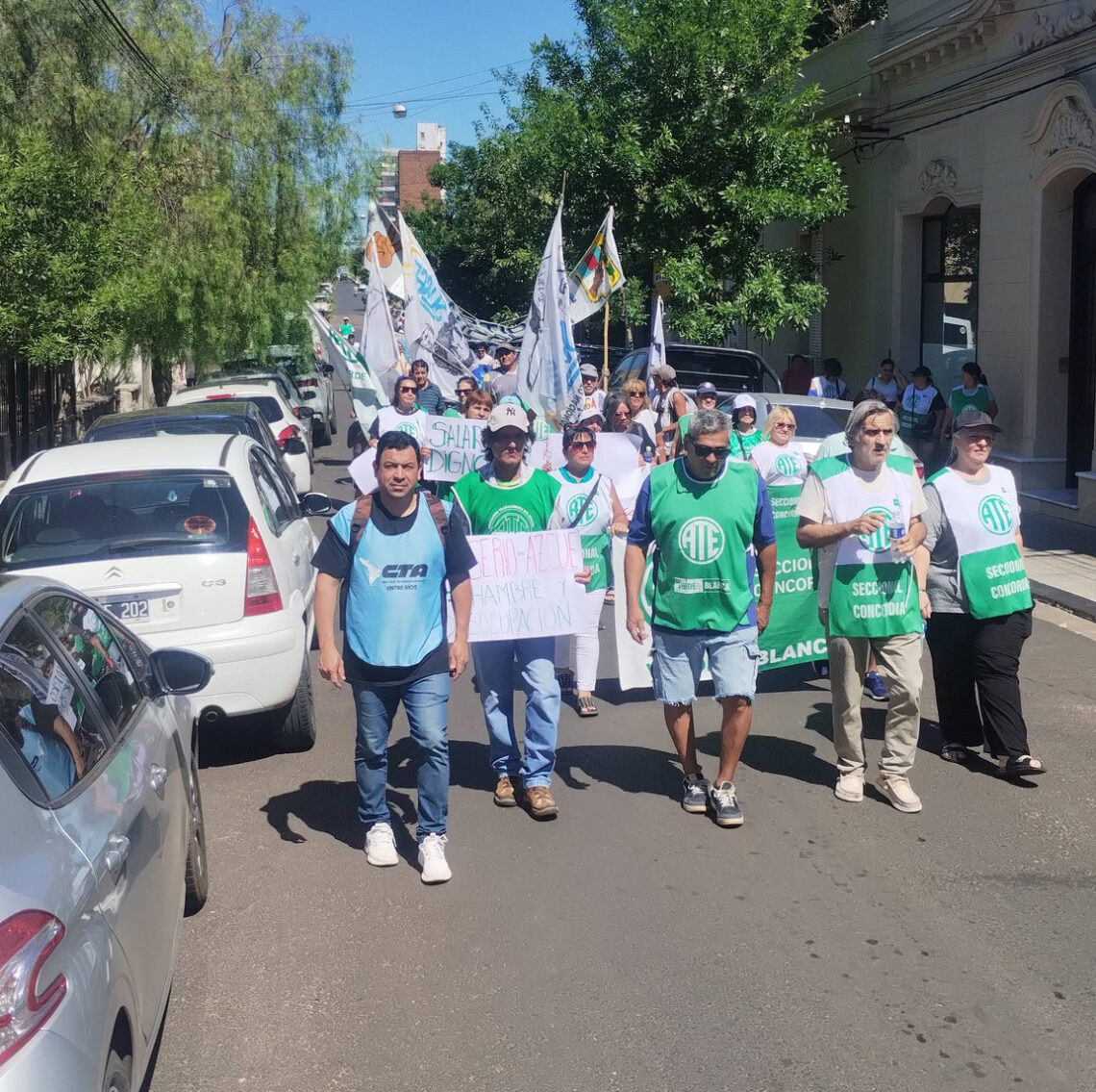A.T.E. Concordia realizó una jornada de medidas de fuerza en reclamo de mejoras salariales y laborales